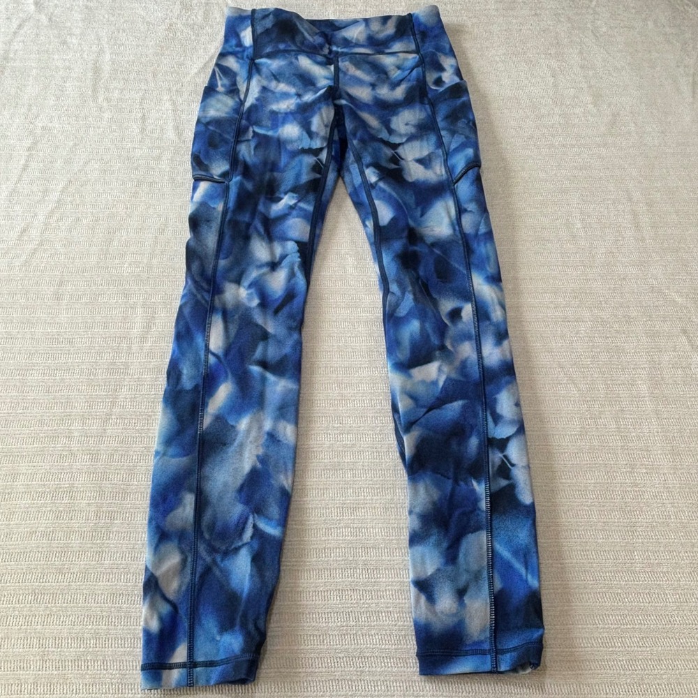 Lululemon Speed Up Tight 28 Blue White Abstract Floral Running Leggings Size 4
